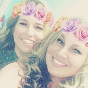 Meet your Posher, Dee